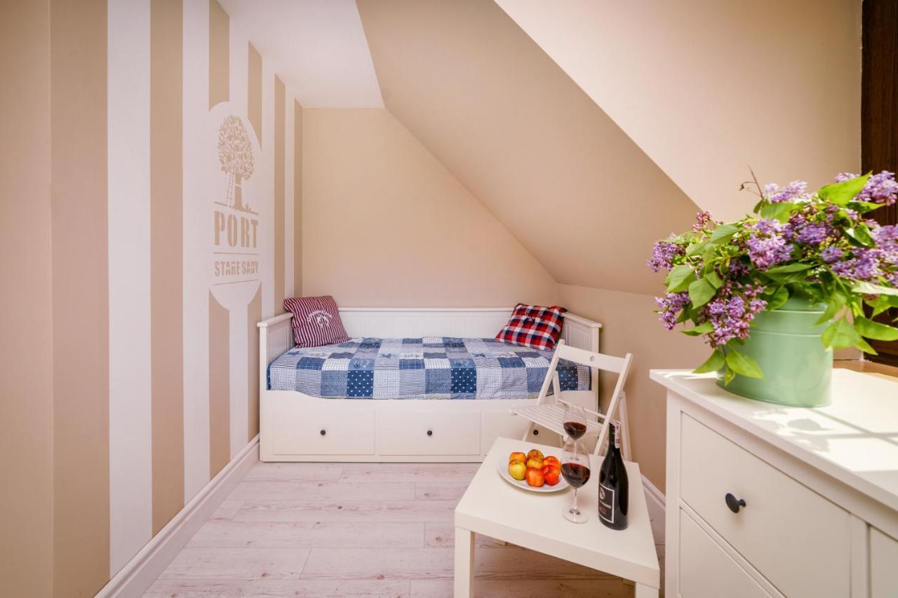 Stare Sady Chillout Rooms "Pod Jabloniami" Mikołajki Ngoại thất bức ảnh