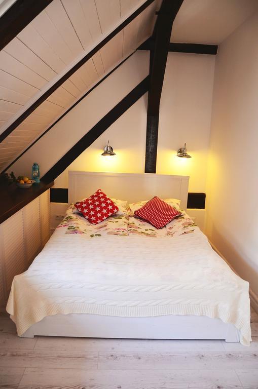 Stare Sady Chillout Rooms "Pod Jabloniami" Mikołajki Phòng bức ảnh